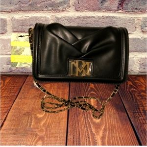 NWT BLACK BADGLEY MISCHA PLEATED VEGAN LEATHER Crossbody/Clutch